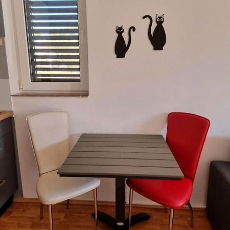 Frida Daire Pula Dış mekan fotoğraf